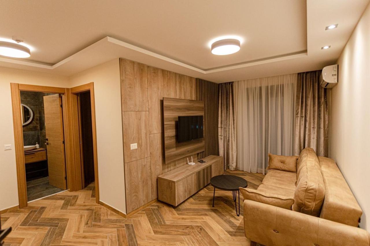 Perla Lux Apartmani Indija Экстерьер фото